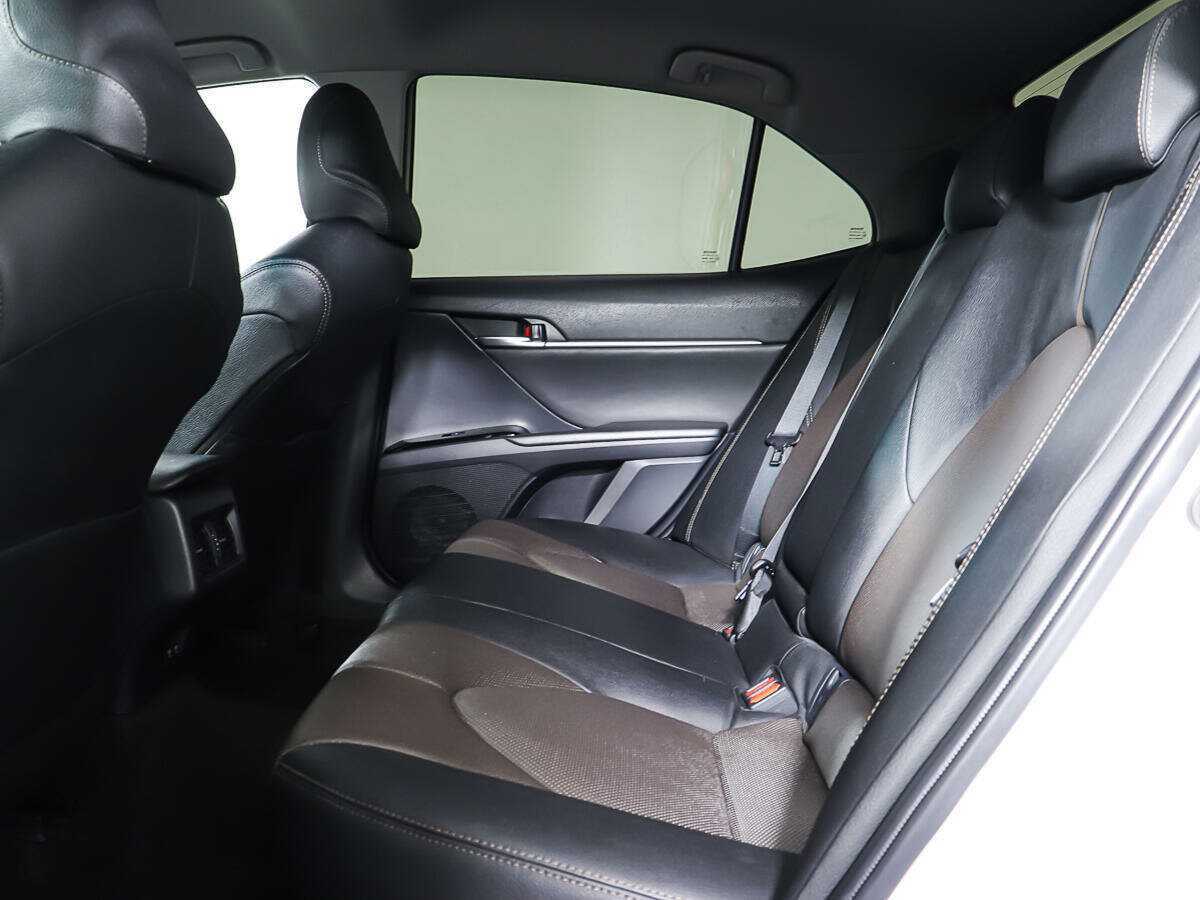 Купить Toyota Camry, 2020, 63 499 км.. Фото: #9