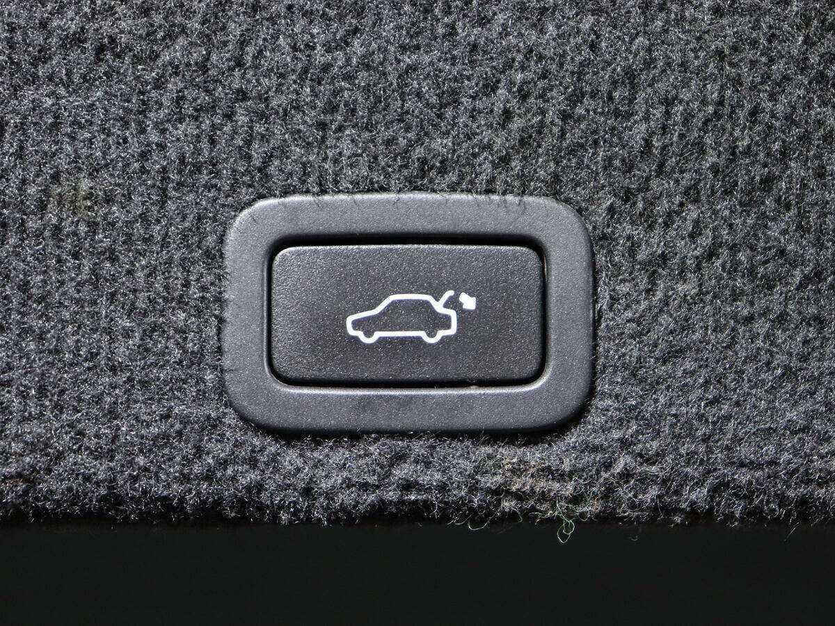 Купить Вольво ИксЦ60, 2012, 248 152 км.. Фото: #16