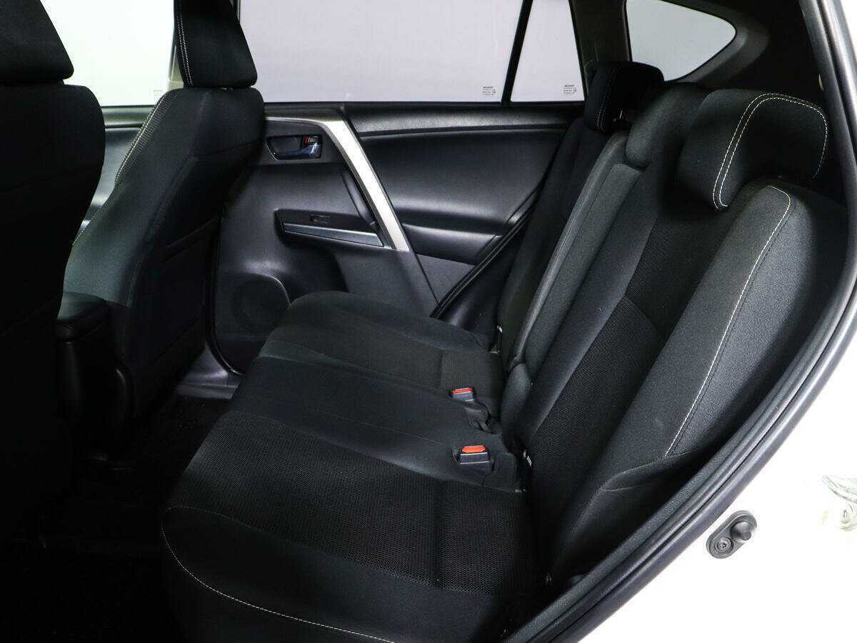 Купить Toyota RAV4, 2017, 139 293 км.. Фото: #7