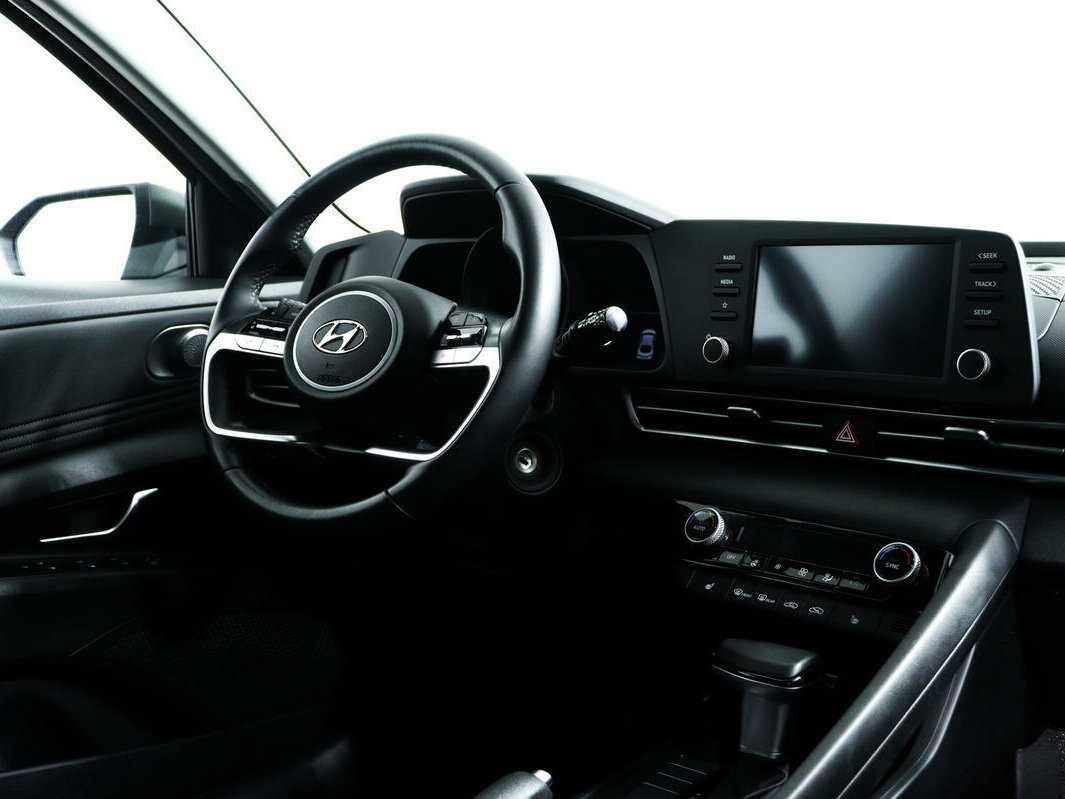 Купить Hyundai Elantra, 2021, 56 012 км.. Фото: #8