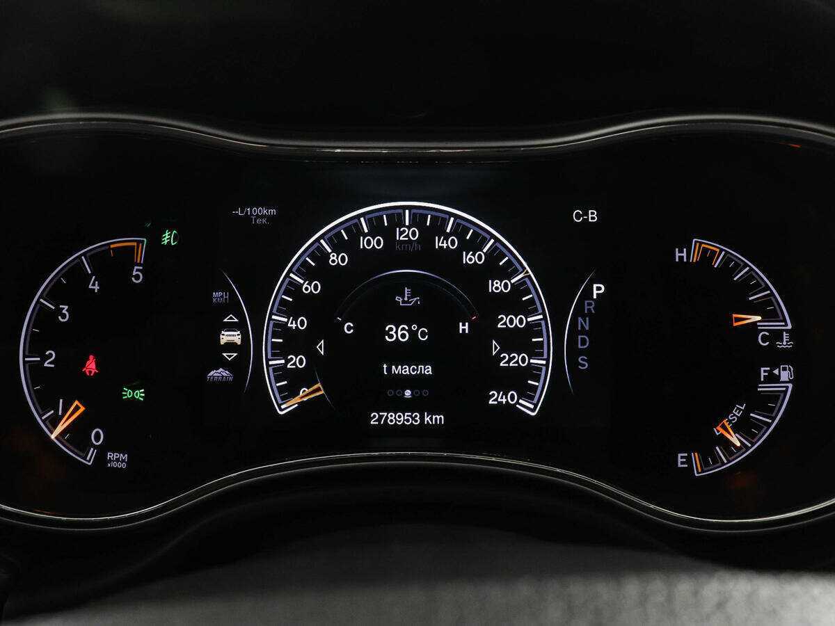 Купить Jeep Grand Cherokee, 2013, 278 950 км.. Фото: #10