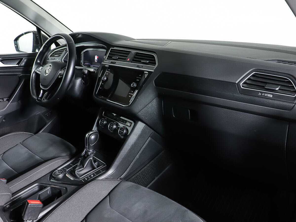 Купить Volkswagen Tiguan, 2019, 104 846 км.. Фото: #10
