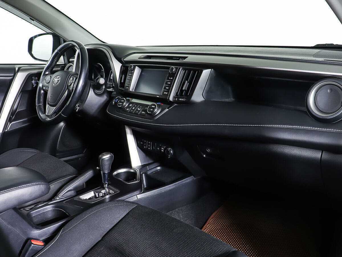 Купить Toyota RAV4, 2019, 100 089 км.. Фото: #10