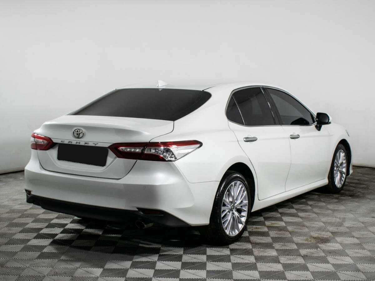 Купить Toyota Camry, 2019, 141 665 км.. Фото: #3