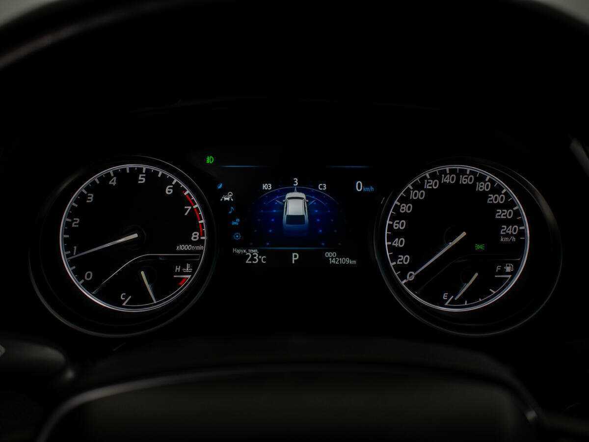 Купить Toyota Camry, 2019, 141 665 км.. Фото: #8