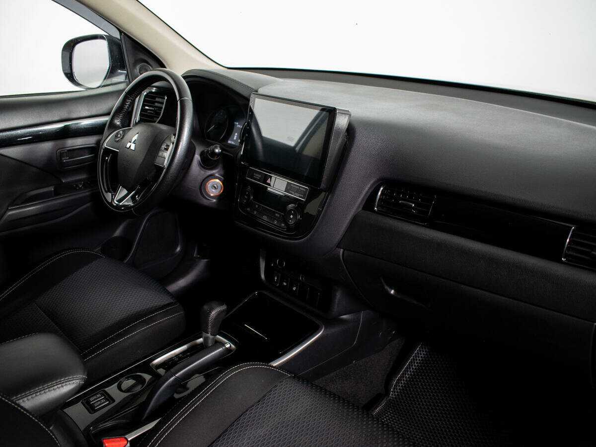 Купить Mitsubishi Outlander, 2019, 84 117 км.. Фото: #6