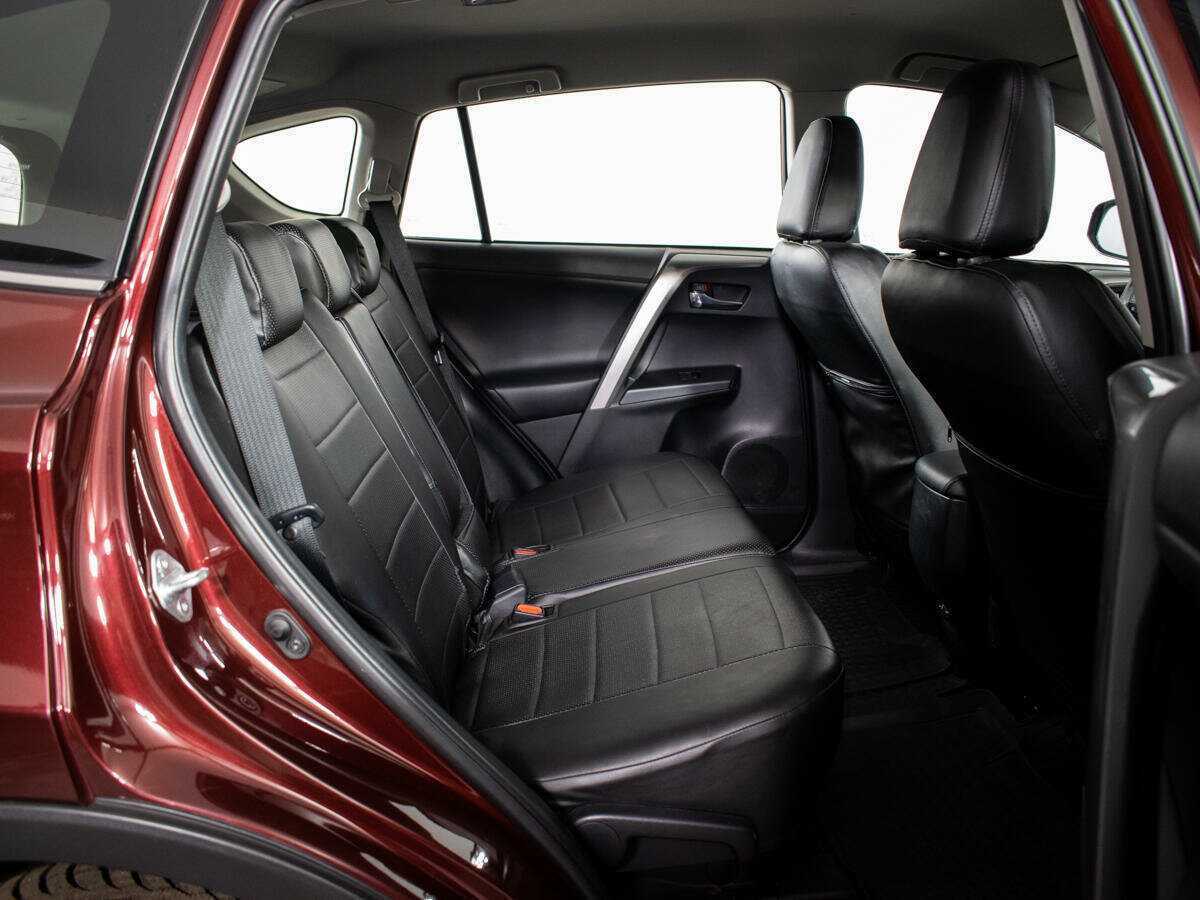 Купить Toyota RAV4, 2016, 98 636 км.. Фото: #7