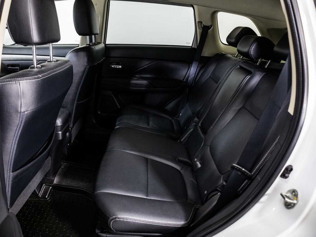 Купить Митсубиши Оутлэндер, 2014, 144 158 км.. Фото: #9