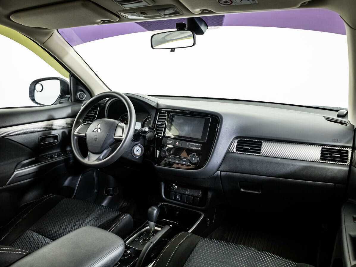Купить Mitsubishi Outlander, 2018, 61 801 км.. Фото: #6