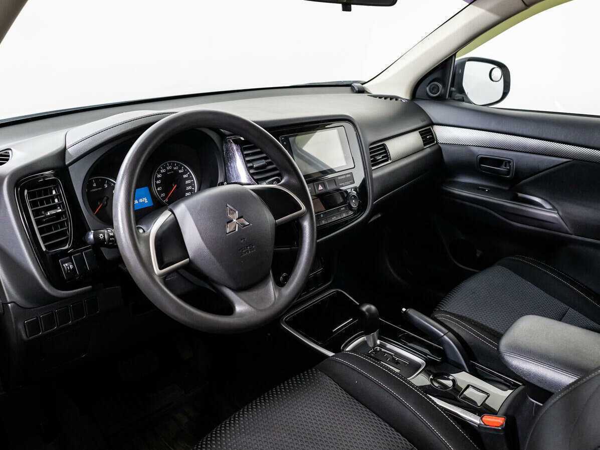 Купить Mitsubishi Outlander, 2018, 61 801 км.. Фото: #8