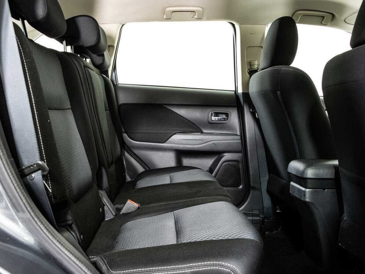 Купить Митсубиши Оутлэндер, 2016, 145 837 км.. Фото: #9