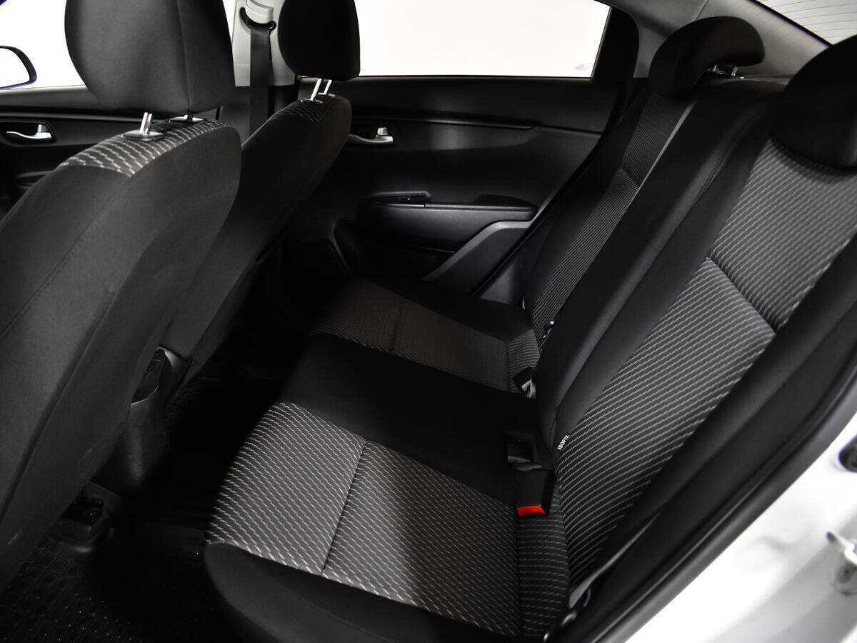 Купить Киа Рио, 2017, 123 584 км.. Фото: #9