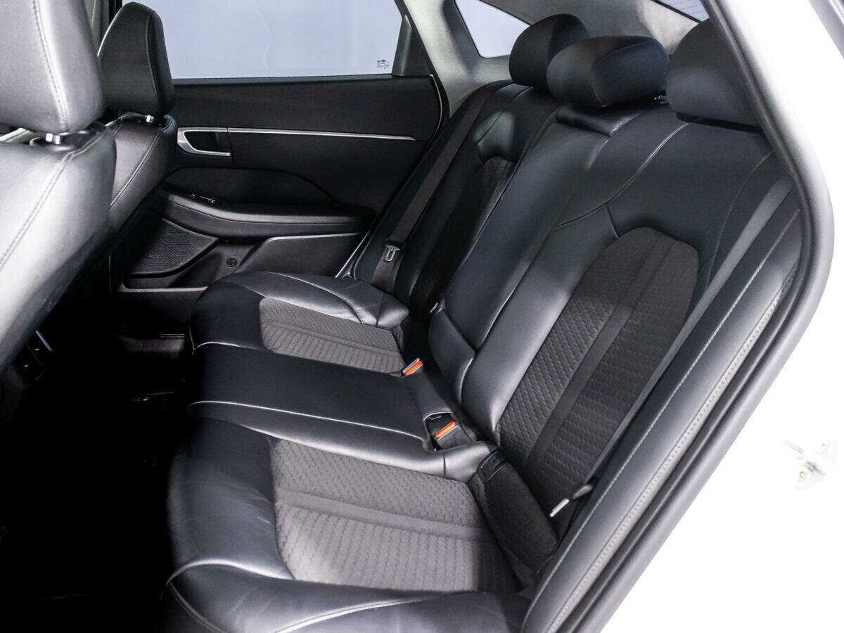 Купить Hyundai Sonata, 2019, 167 015 км.. Фото: #9