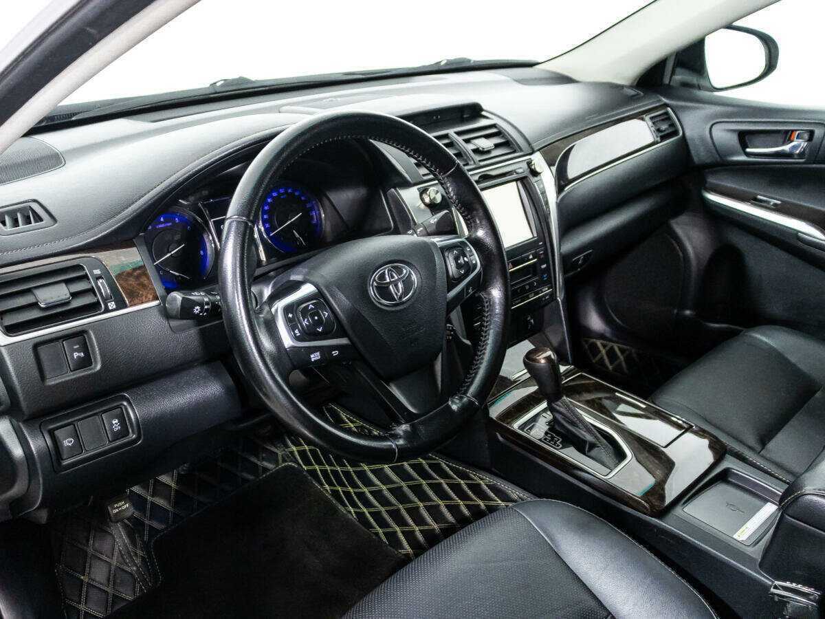 Купить Toyota Camry, 2017, 102 950 км.. Фото: #10