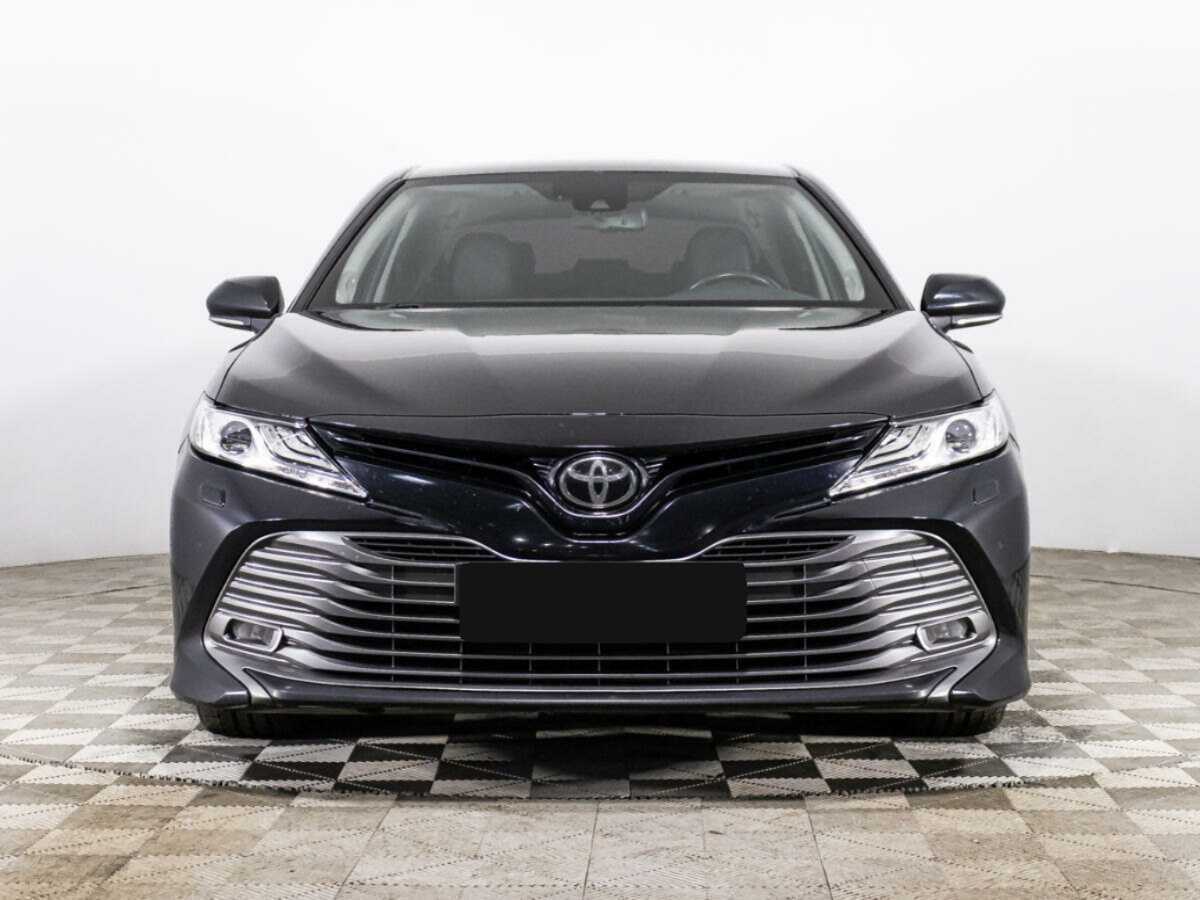 Купить Toyota Camry, 2018, 129 955 км.. Фото: #1