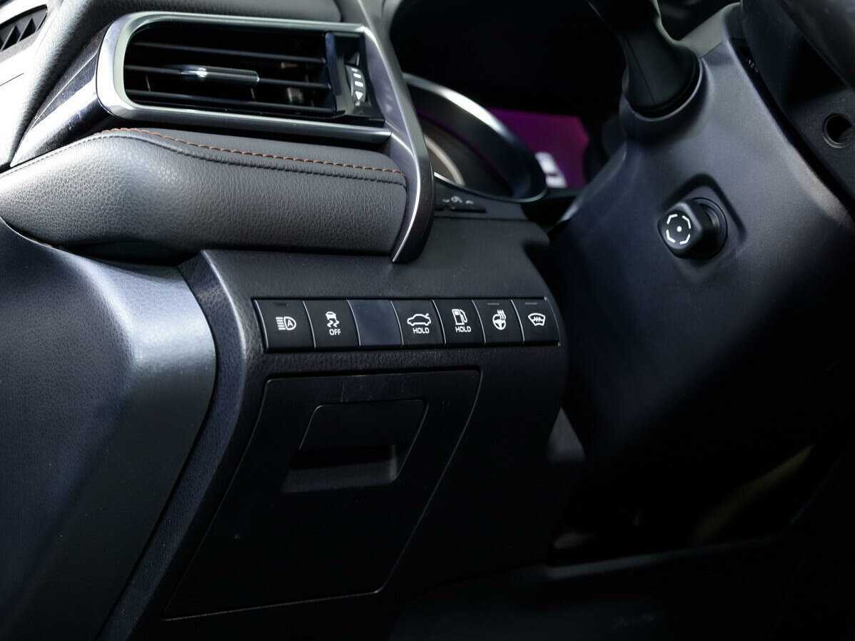 Купить Toyota Camry, 2019, 83 348 км.. Фото: #23