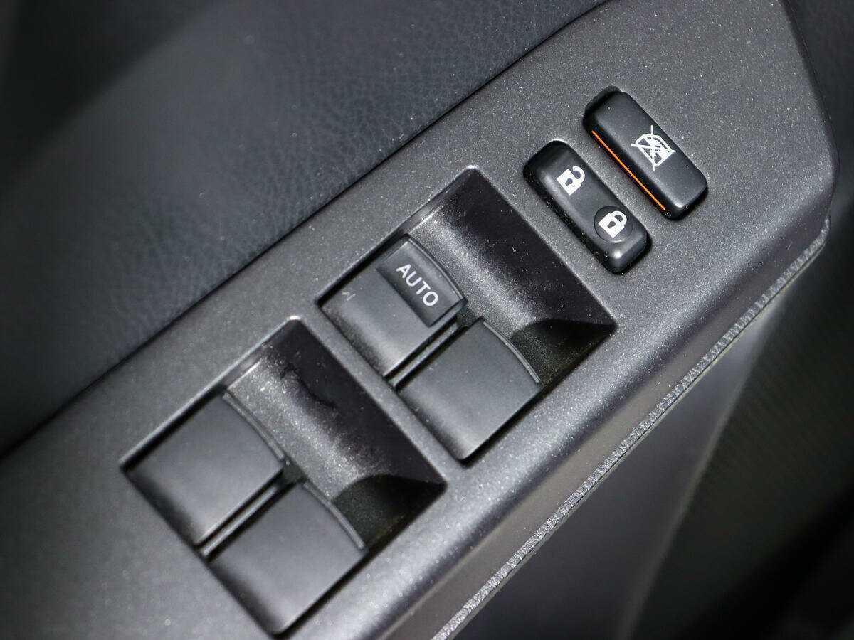 Купить Toyota RAV4, 2018, 63 906 км.. Фото: #15