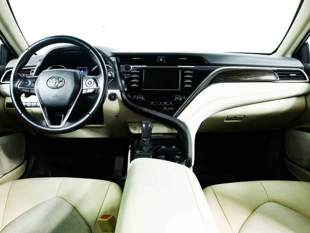 Купить Toyota Camry, 2019, 96 170 км.. Фото: #10