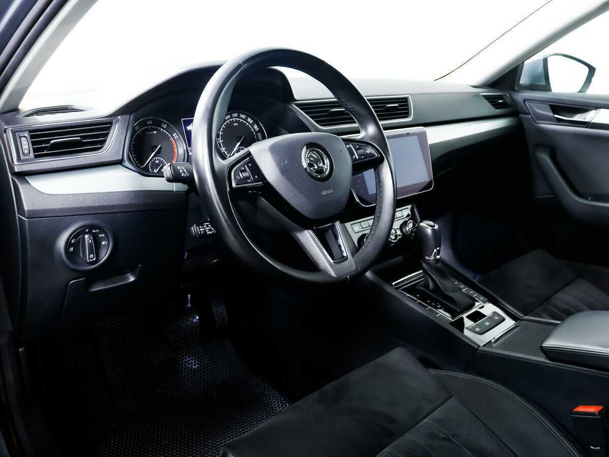 Купить Skoda Superb, 2017, 76 243 км.. Фото: #10