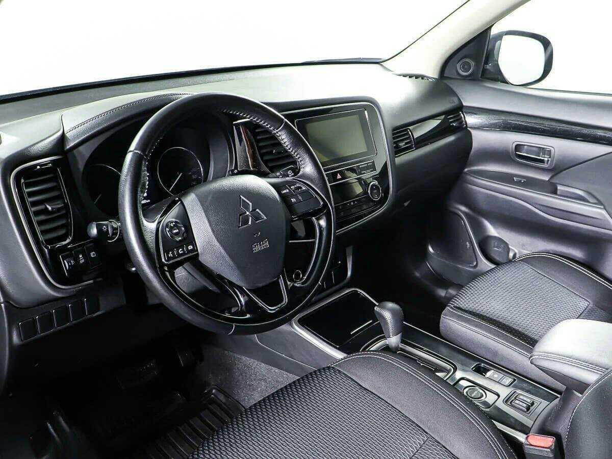 Купить Mitsubishi Outlander, 2019, 83 458 км.. Фото: #13