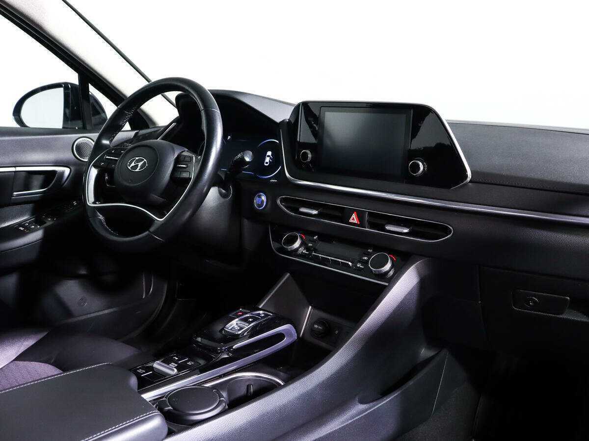 Купить Hyundai Sonata, 2020, 63 330 км.. Фото: #6
