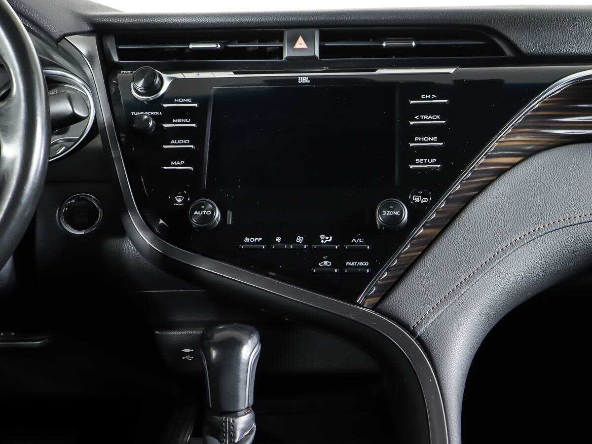 Купить Toyota Camry, 2018, 83 650 км.. Фото: #13