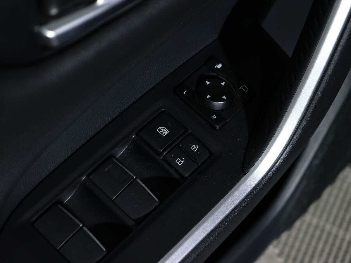 Купить Toyota RAV4, 2019, 42 530 км.. Фото: #16