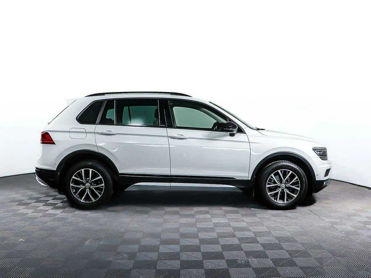 Купить Volkswagen Tiguan, 2018, 83 596 км.. Фото: #3