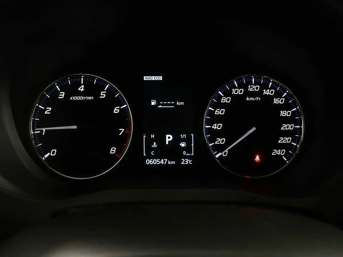 Купить Митсубиши Оутлэндер, 2016, 60 538 км.. Фото: #9