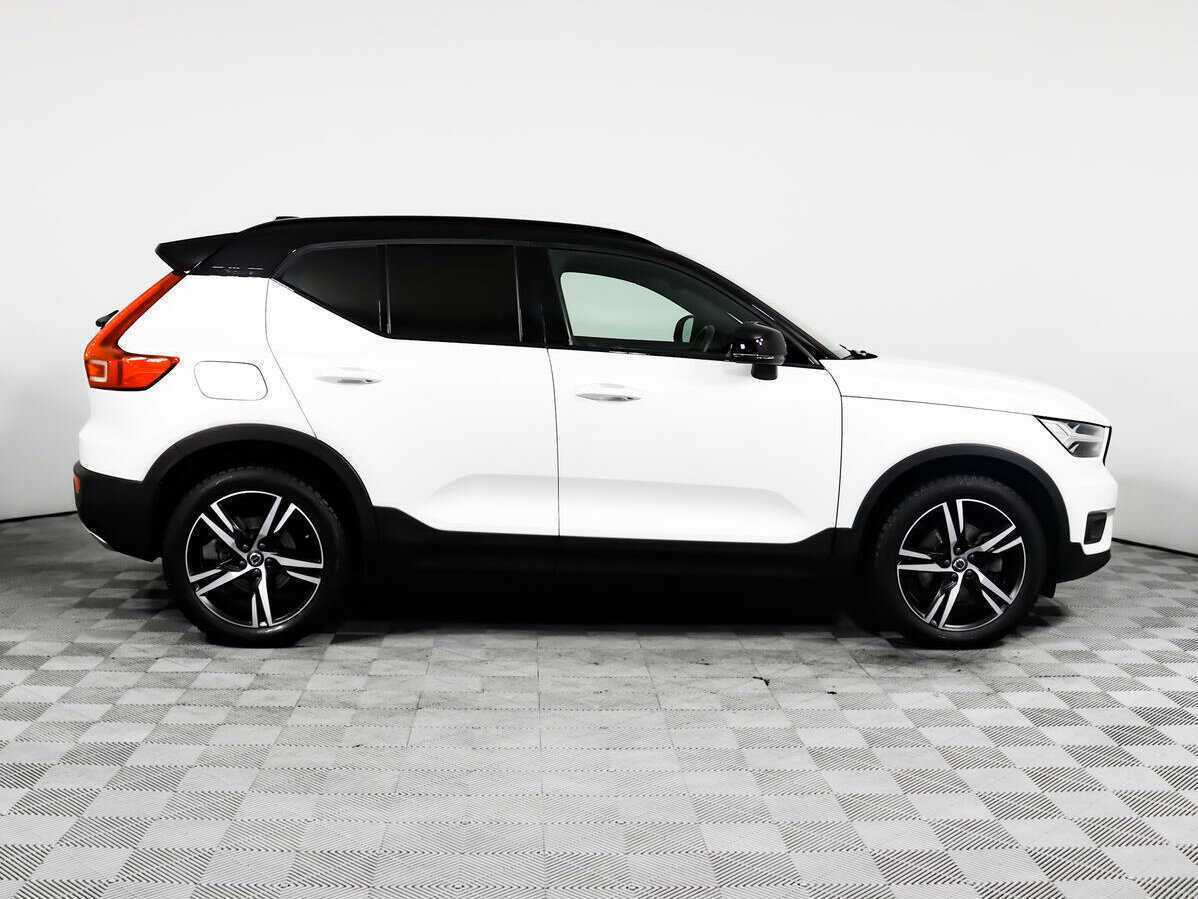 Купить Volvo XC40, 2020, 47 344 км.. Фото: #2
