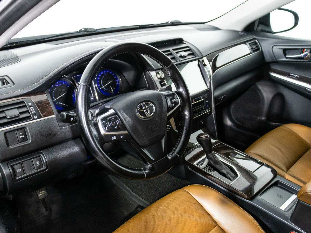 Купить Toyota Camry, 2016, 124 760 км.. Фото: #10