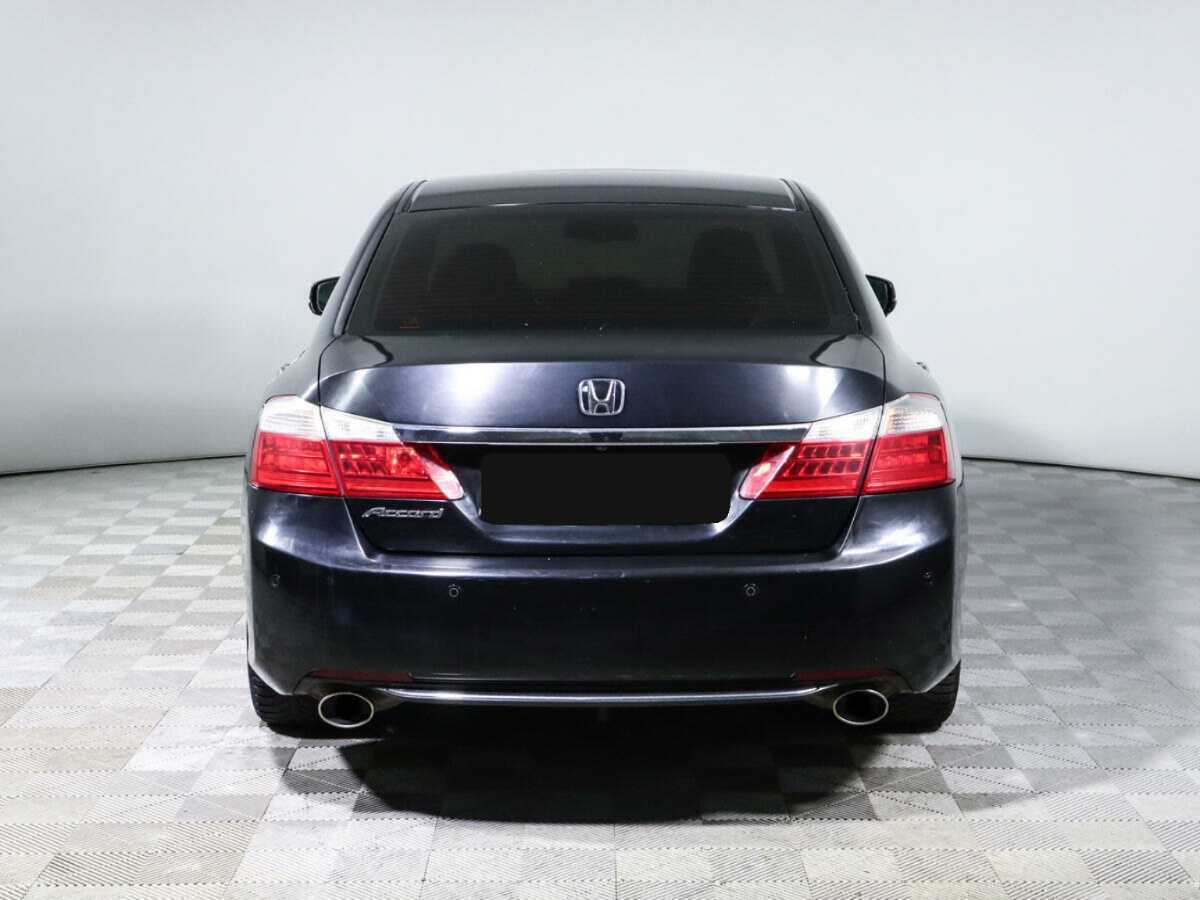 Купить Хонда Аккорд, 2013, 173 879 км.. Фото: #4