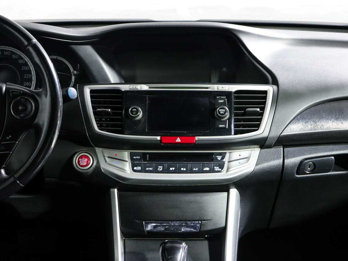 Купить Хонда Аккорд, 2013, 173 879 км.. Фото: #10