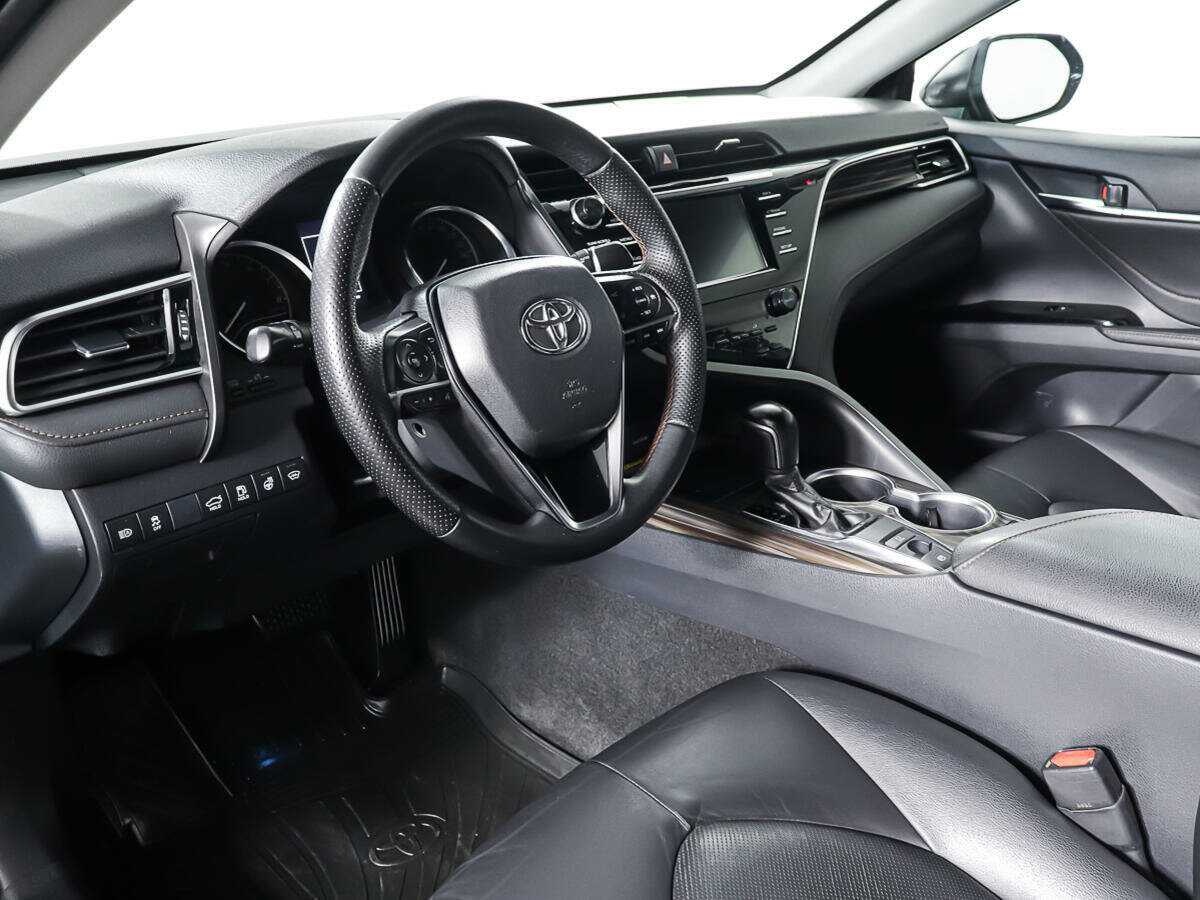 Купить Toyota Camry, 2019, 62 266 км.. Фото: #11