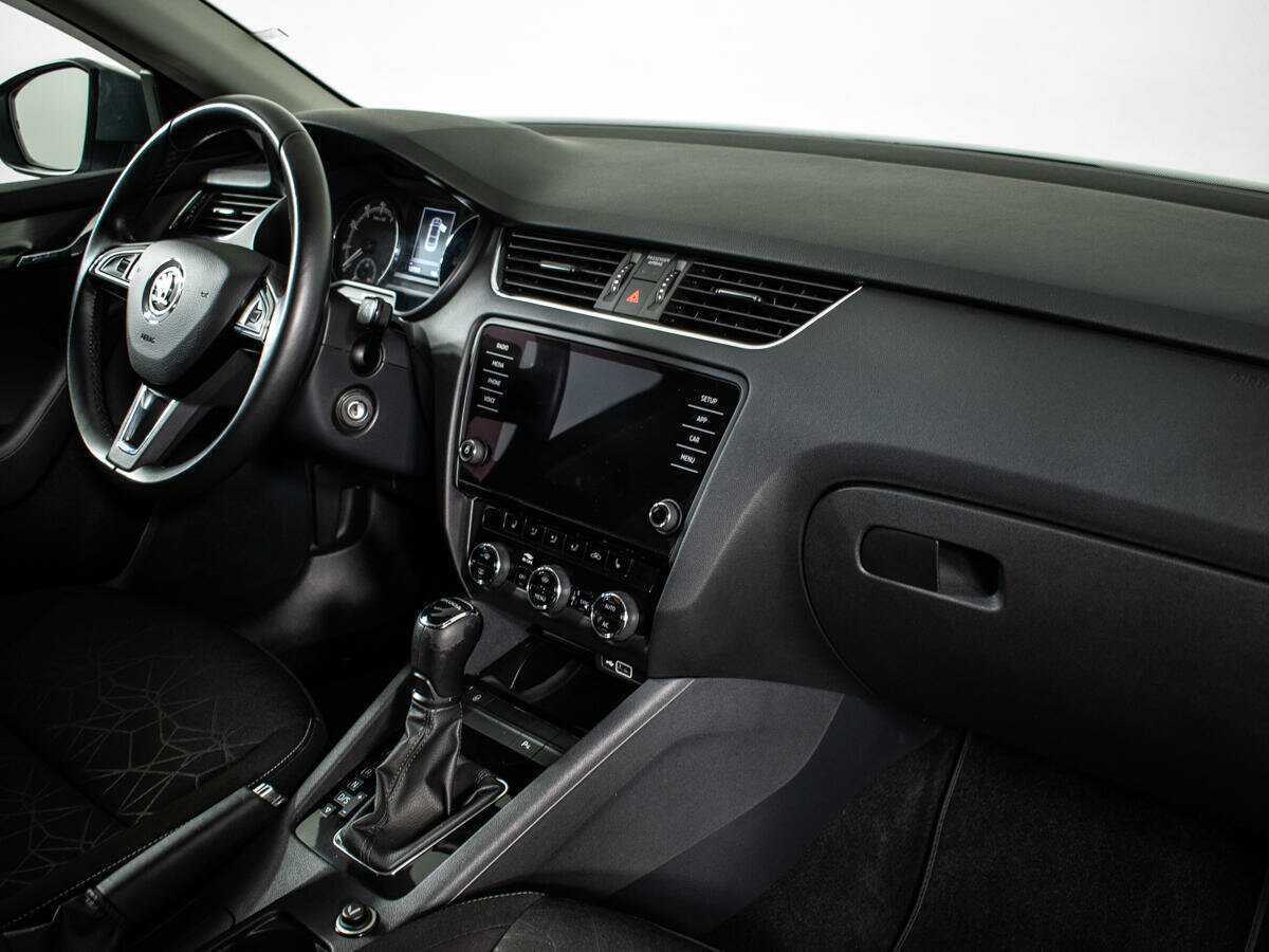 Купить Шкода Октавия, 2018, 127 297 км.. Фото: #8