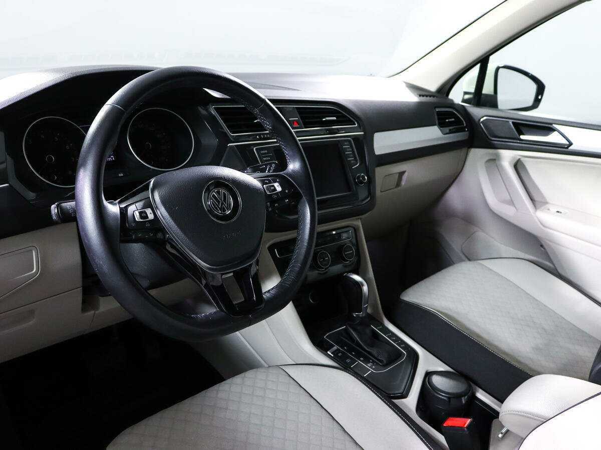 Купить Volkswagen Tiguan, 2017, 107 600 км.. Фото: #11