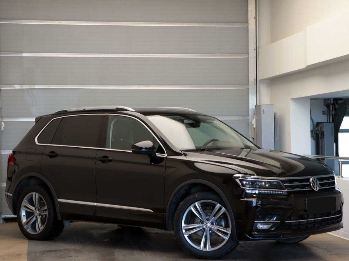 Купить Volkswagen Tiguan, 2020, 70 508 км.. Фото: #2