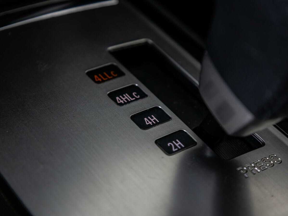 Купить Mitsubishi Pajero, 2015, 128 753 км.. Фото: #15