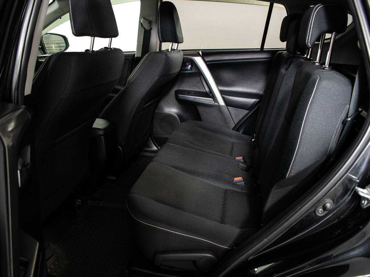 Купить Toyota RAV4, 2016, 154 219 км.. Фото: #7