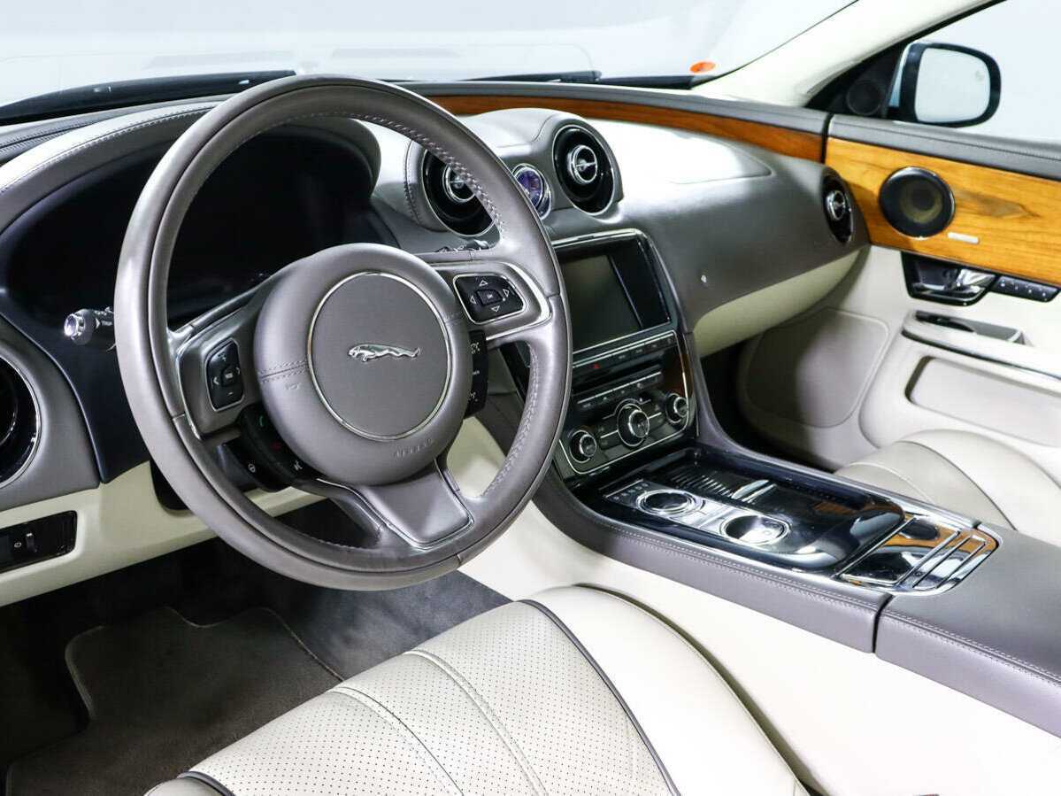 Купить Jaguar XJ, 2012, 147 181 км.. Фото: #11