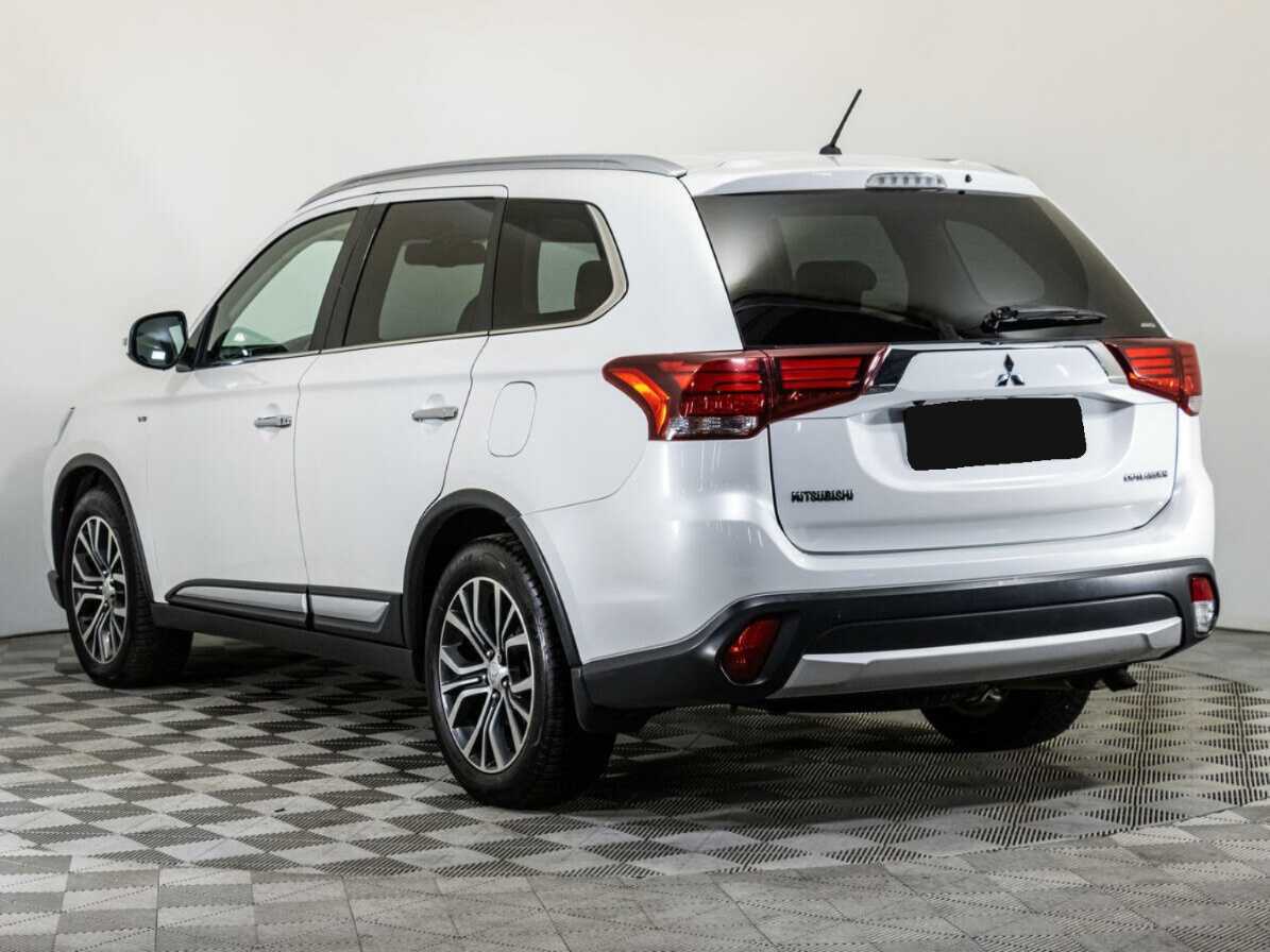 Купить Mitsubishi Outlander, 2016, 152 720 км.. Фото: #6
