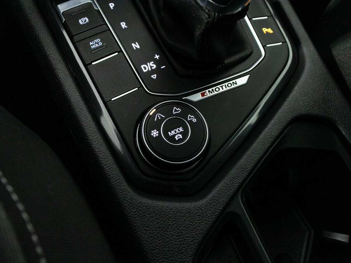 Купить Volkswagen Tiguan, 2018, 163 671 км.. Фото: #16