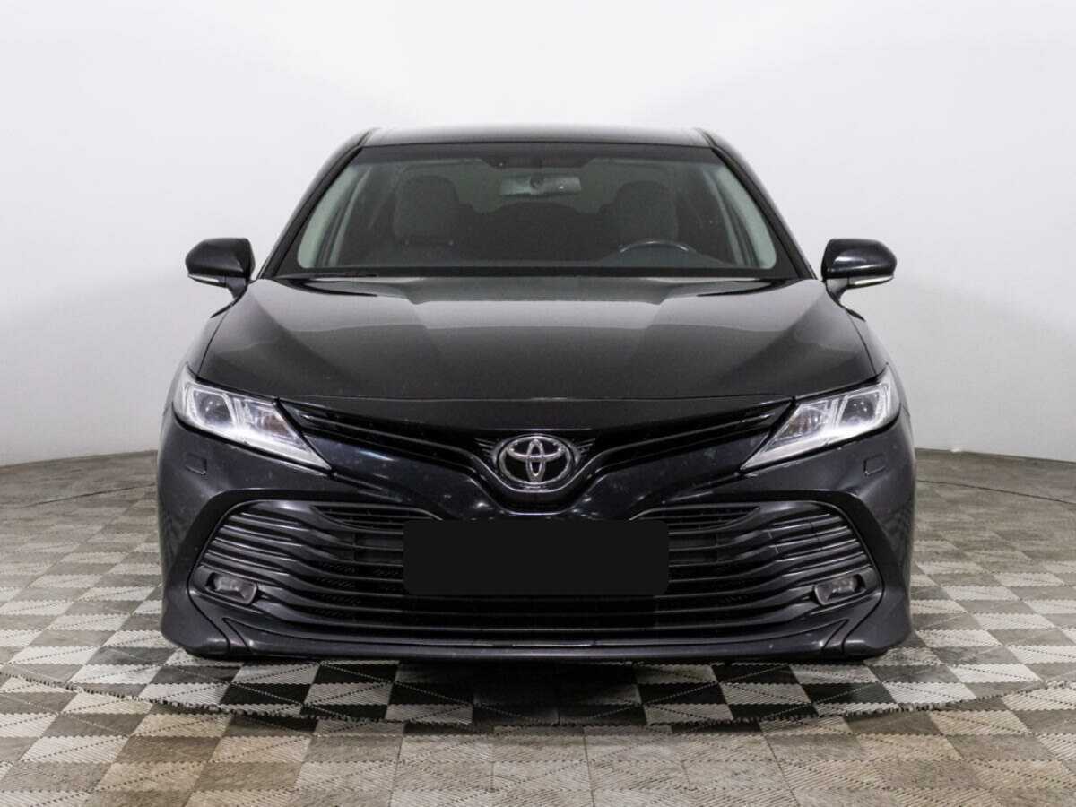 Купить Toyota Camry, 2018, 129 599 км.. Фото: #1