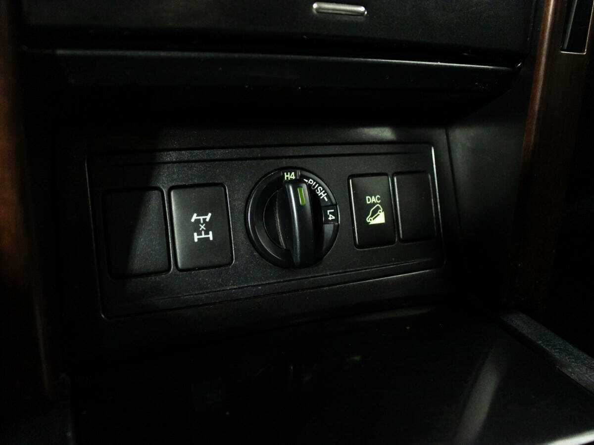 Купить Toyota Land Cruiser Prado, 2014, 234 992 км.. Фото: #15