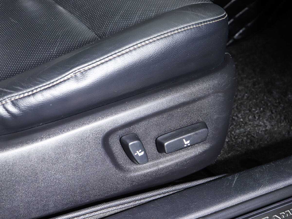 Купить Toyota Camry, 2015, 187 283 км.. Фото: #15