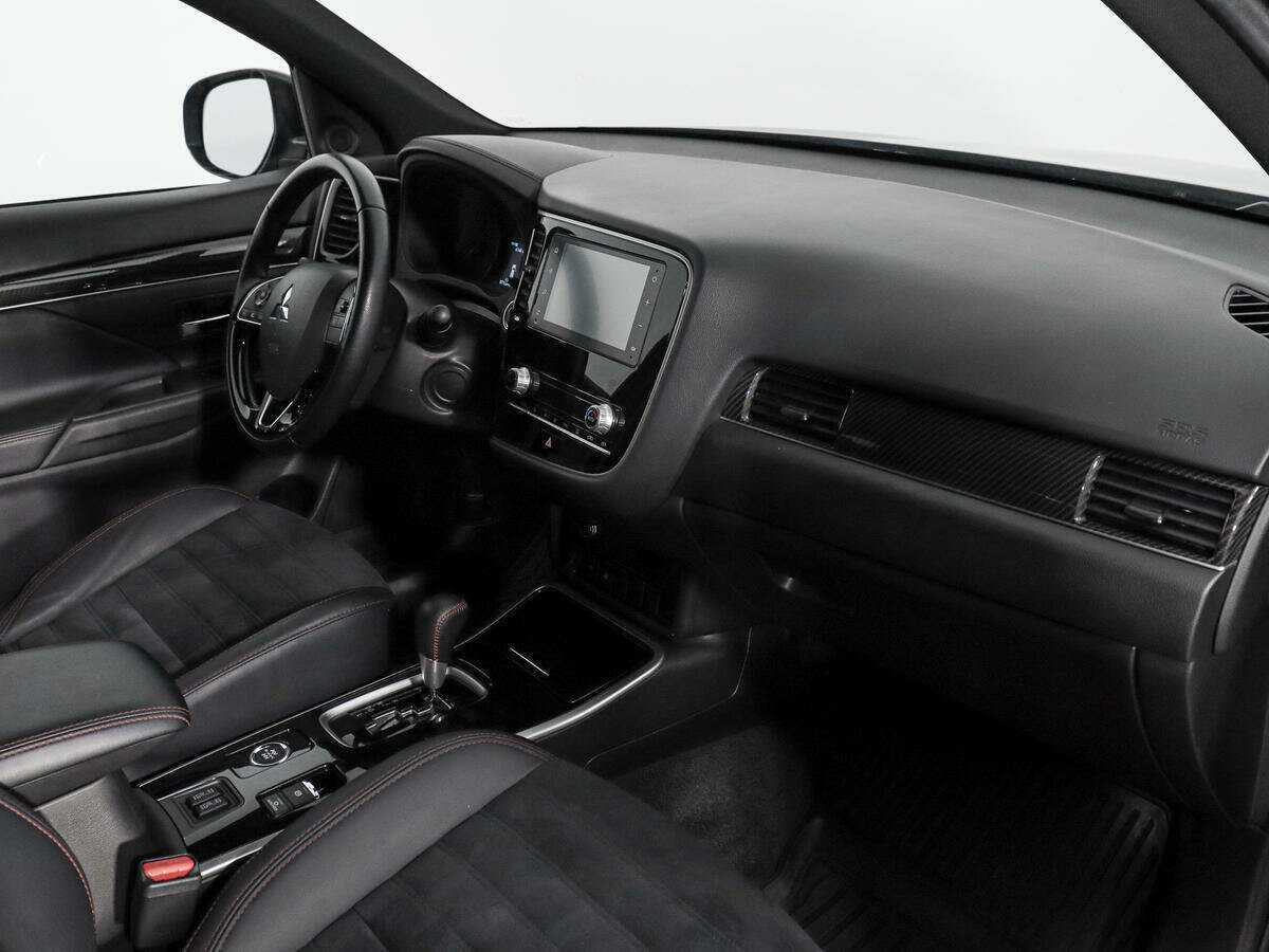 Купить Mitsubishi Outlander, 2020, 71 279 км.. Фото: #12