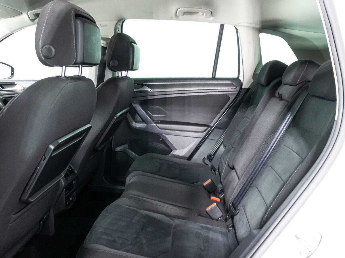 Купить Volkswagen Tiguan, 2018, 104 901 км.. Фото: #9