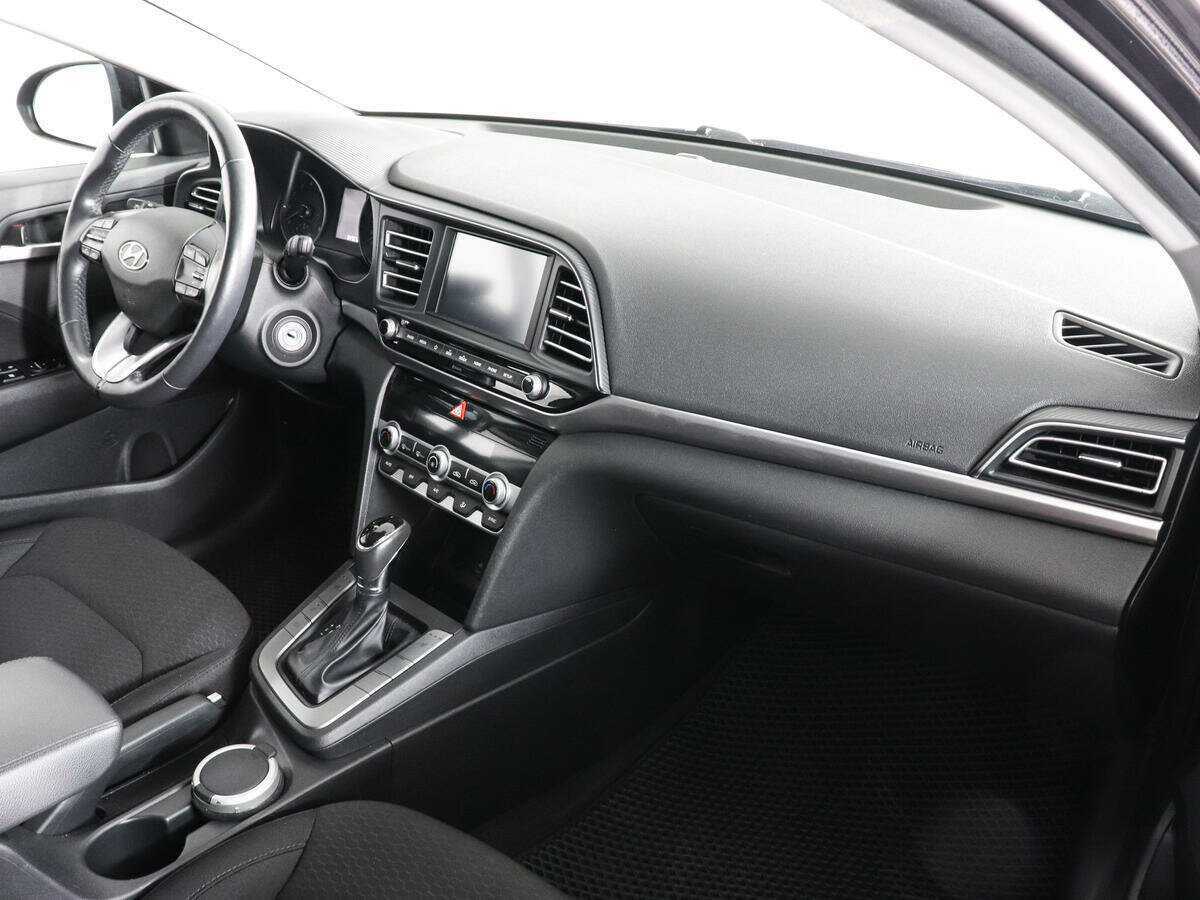 Купить Hyundai Elantra, 2019, 64 555 км.. Фото: #9