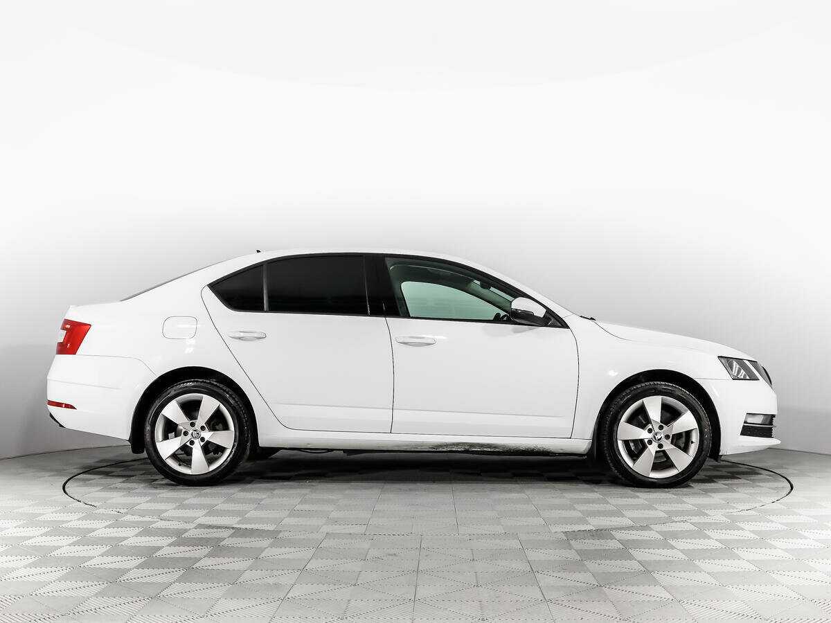 Купить Skoda Octavia, 2018, 143 347 км.. Фото: #3