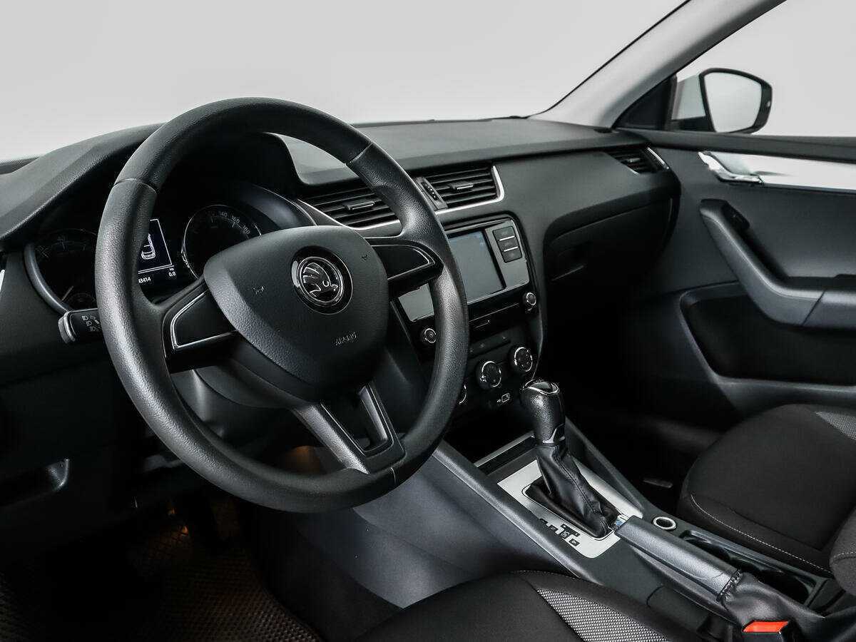 Купить Skoda Octavia, 2018, 143 347 км.. Фото: #8